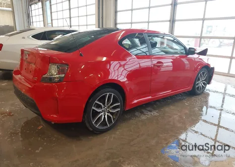2015 Scion Tc из США, поврежденный, VIN JTKJF5C75FJ013279